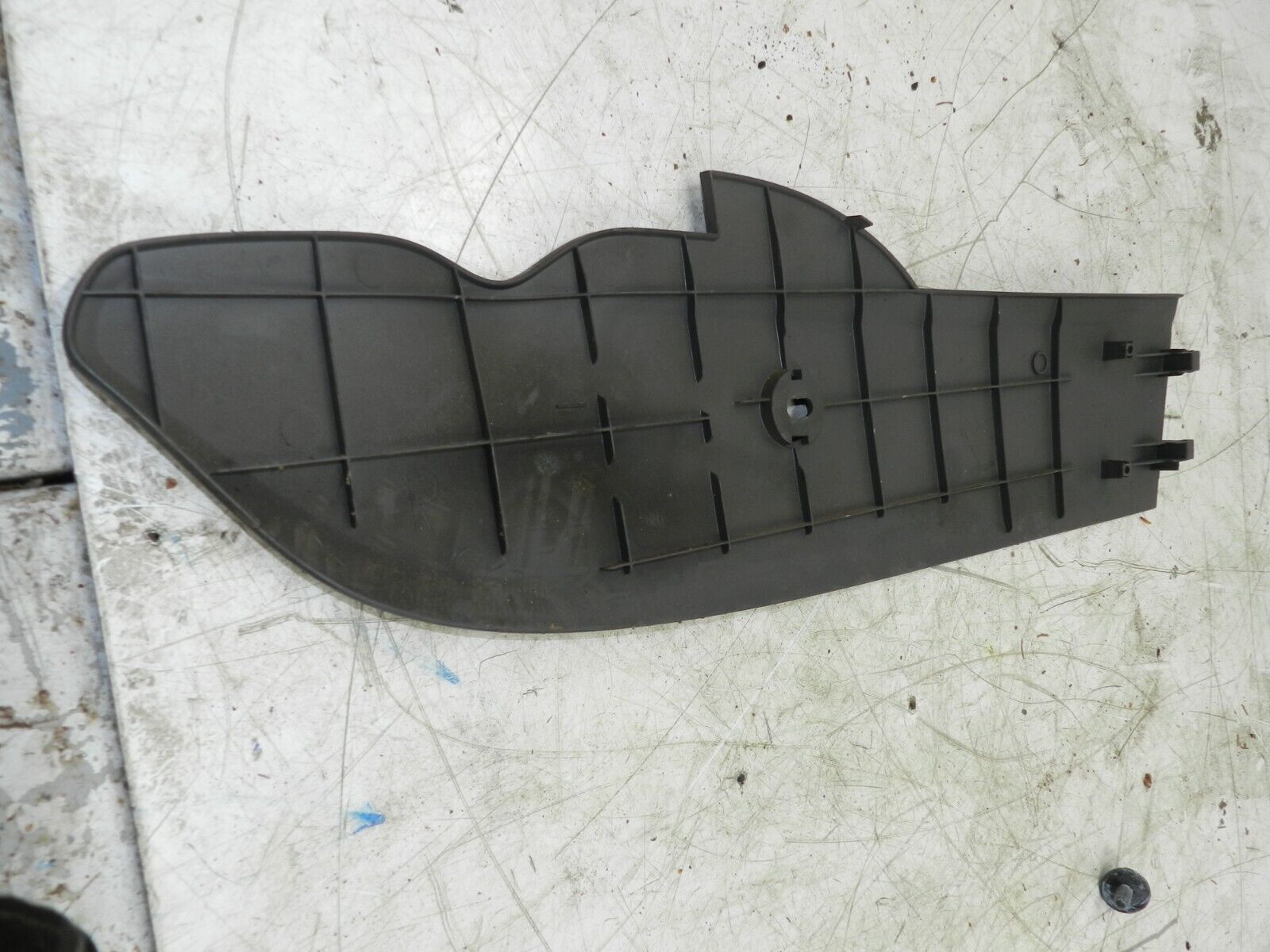 2008 FORD FOCUS CC CONVERTIBLE. CENTRE CONSOLE SIDE PANEL