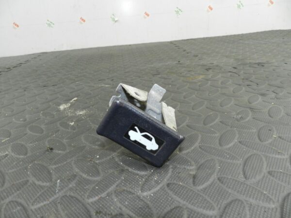 148 2007 HONDA CRV MK3. BONNET RELEASE HANDLE