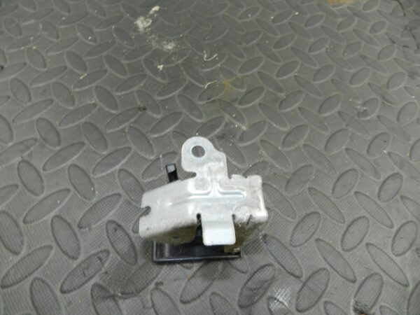 148 2007 HONDA CRV MK3. BONNET RELEASE HANDLE - Image 3