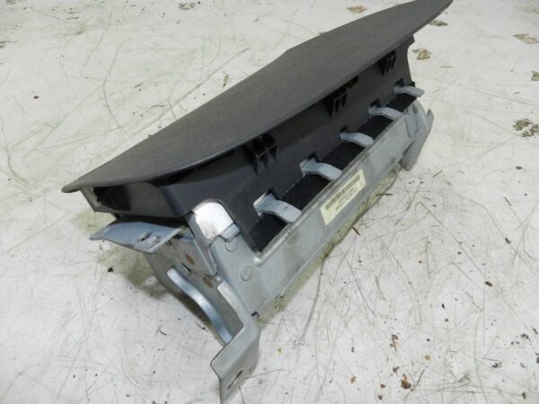 (126) RENAULT CLIO MK3 FACELIFT. DASHBOARD AIRBAG