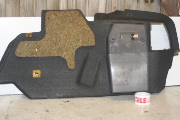 1999 VOLVO C70 2.4 PETROL. BOOT SIDE PANEL CARPET - Image 5