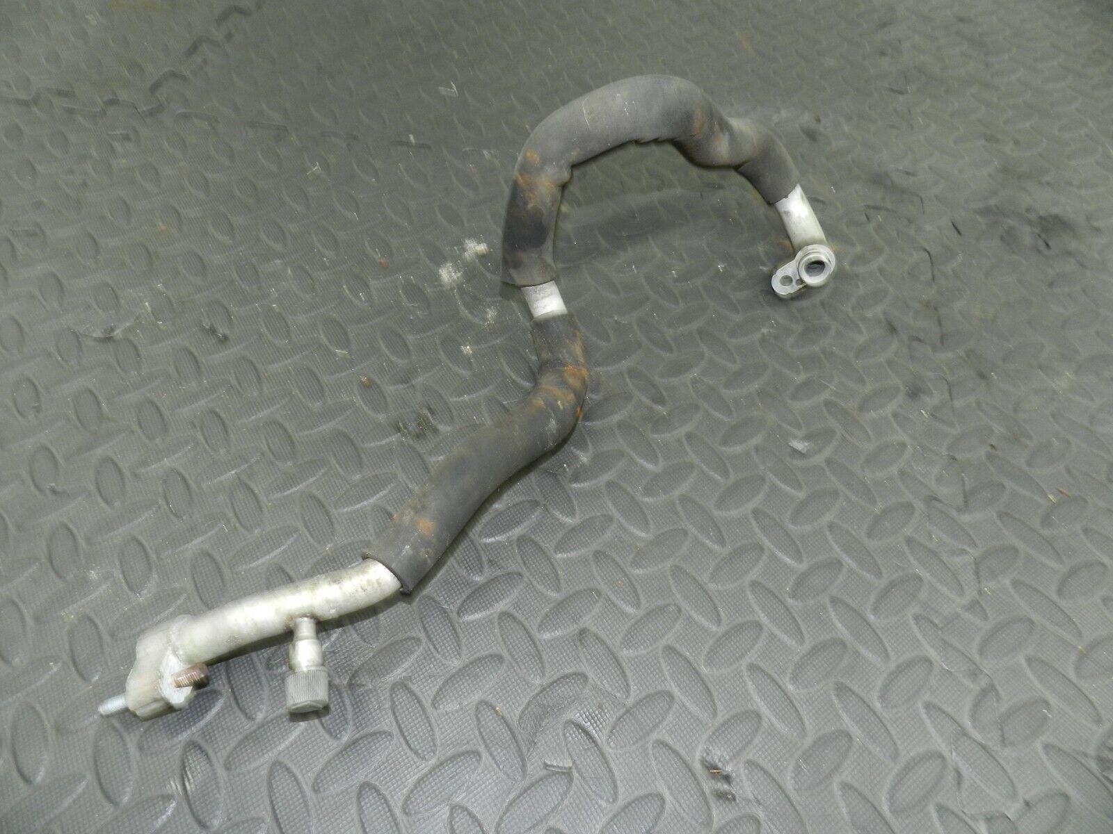 148 2007 HONDA CRV MK3. AIR CON CONDITIONING PIPE