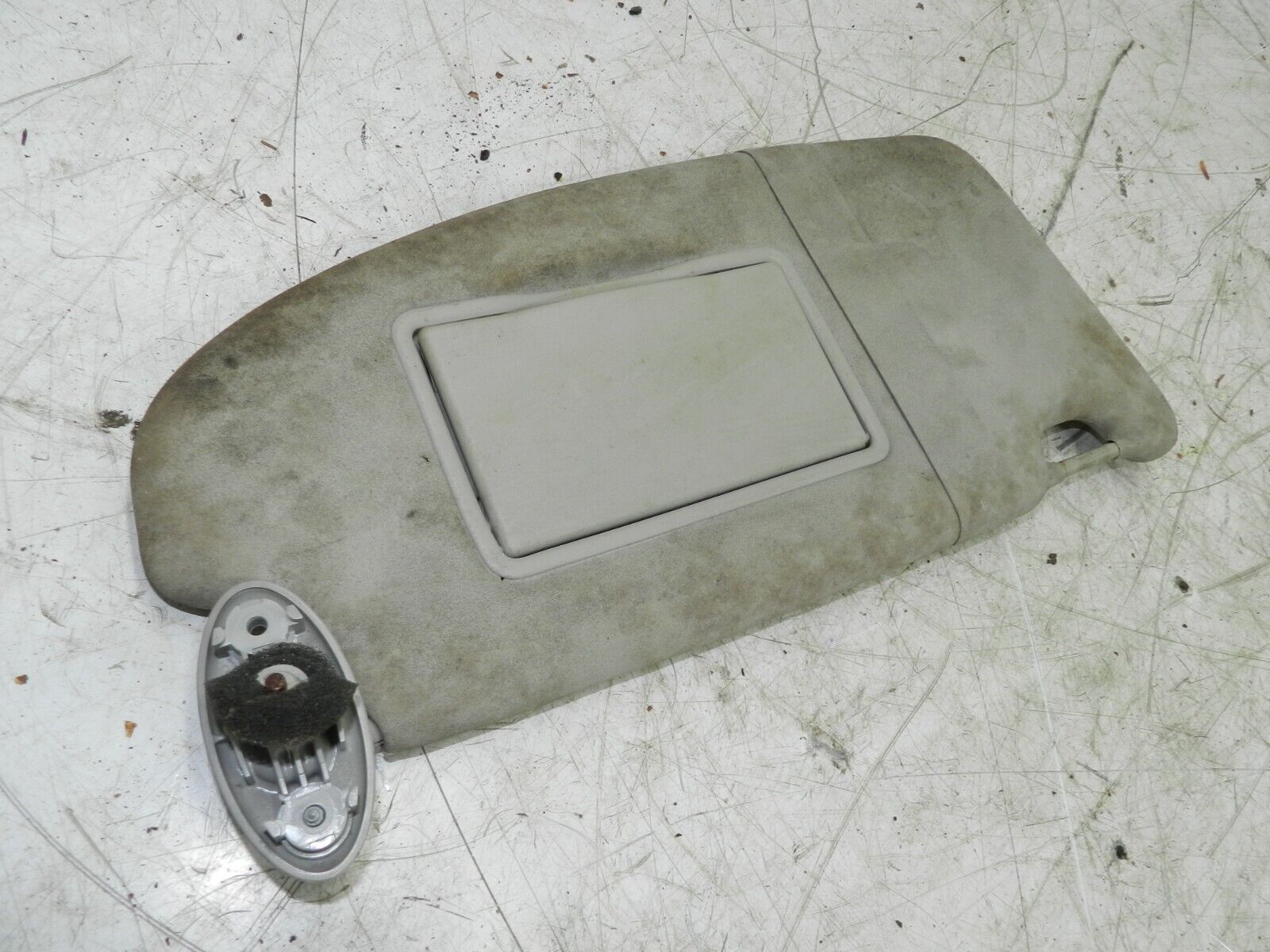 2008 FORD FOCUS CC CONVERTIBLE. DRIVER SIDE SUN VISOR - Image 2