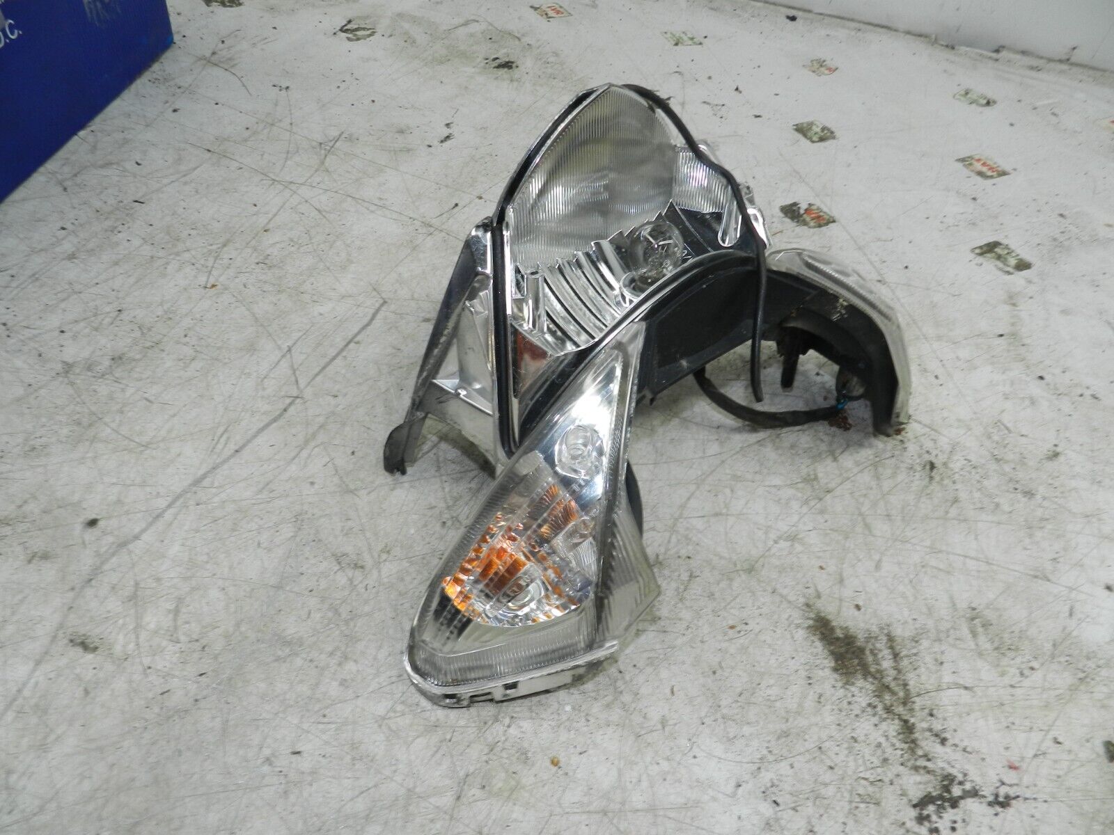 (140) HONDA NSC 110 E-E MOPED. REAR LIGHT UNITS - Image 3