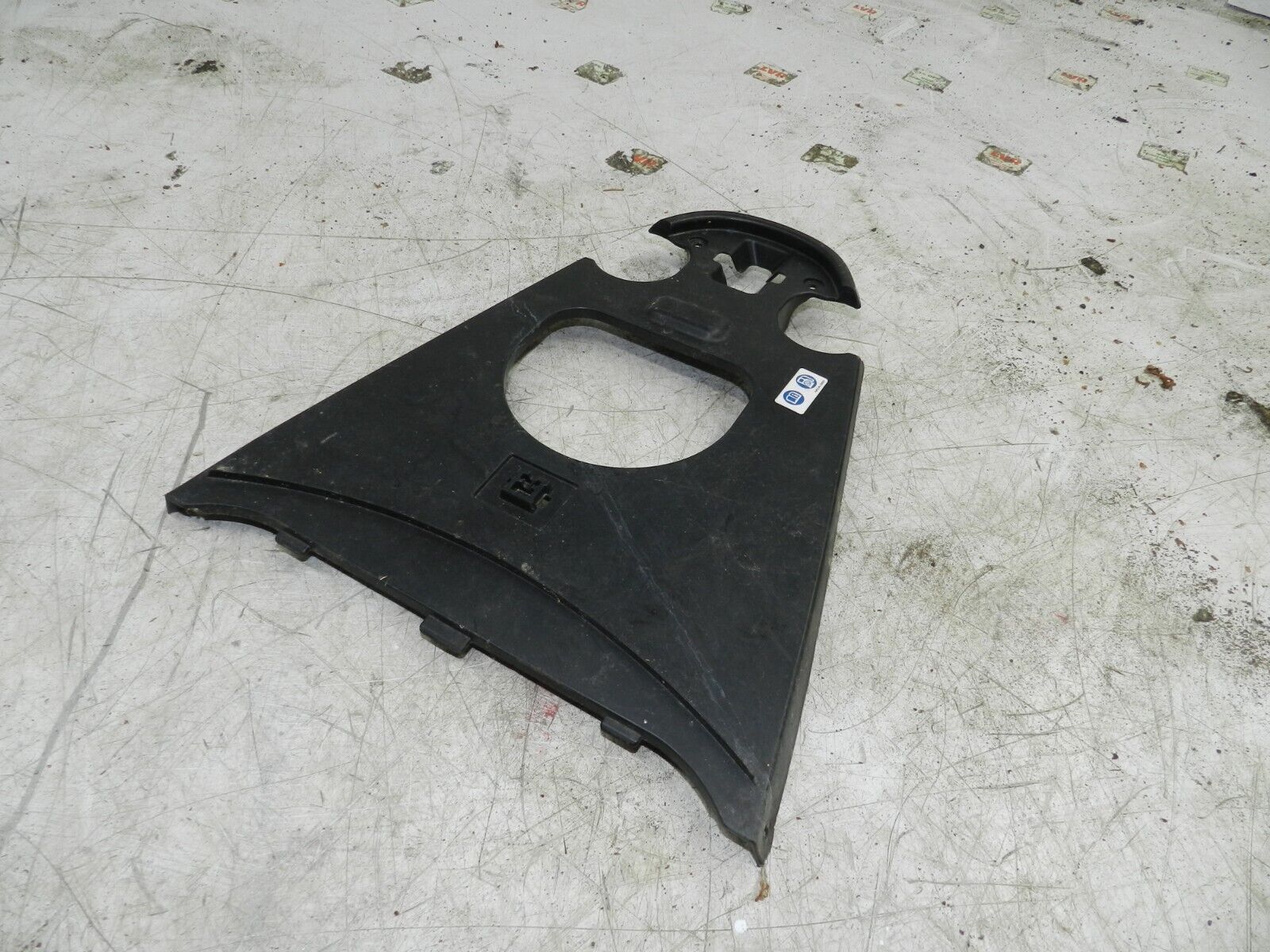 (140) HONDA NSC 110 E-E MOPED. PLASTIC TRIM FUEL TANK COVER