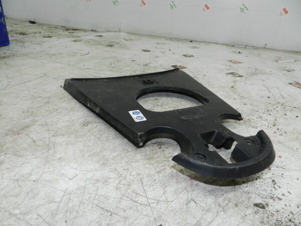 (140) HONDA NSC 110 E-E MOPED. PLASTIC TRIM FUEL TANK COVER - Image 3