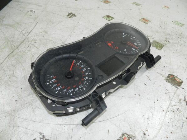 (126) RENAULT CLIO MK3 FACELIFT. SPEEDO INSTRUMENT CLUSTER CLOCKS SPEEDOMETER