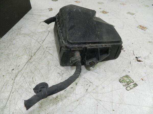 (126) RENAULT CLIO MK3 FACELIFT. FUSE BOX BOARD HOUSING - Image 2