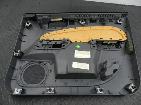 151. 2008 FORD FOCUS MK2 TITANIUM. PASSENGER SIDE FRONT DOOR CARD - Image 3