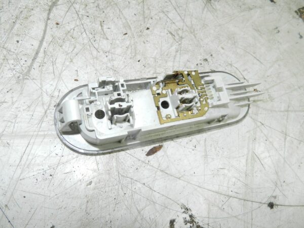 (126) RENAULT CLIO MK3 FACELIFT. INTERIOR LIGHT - Image 2