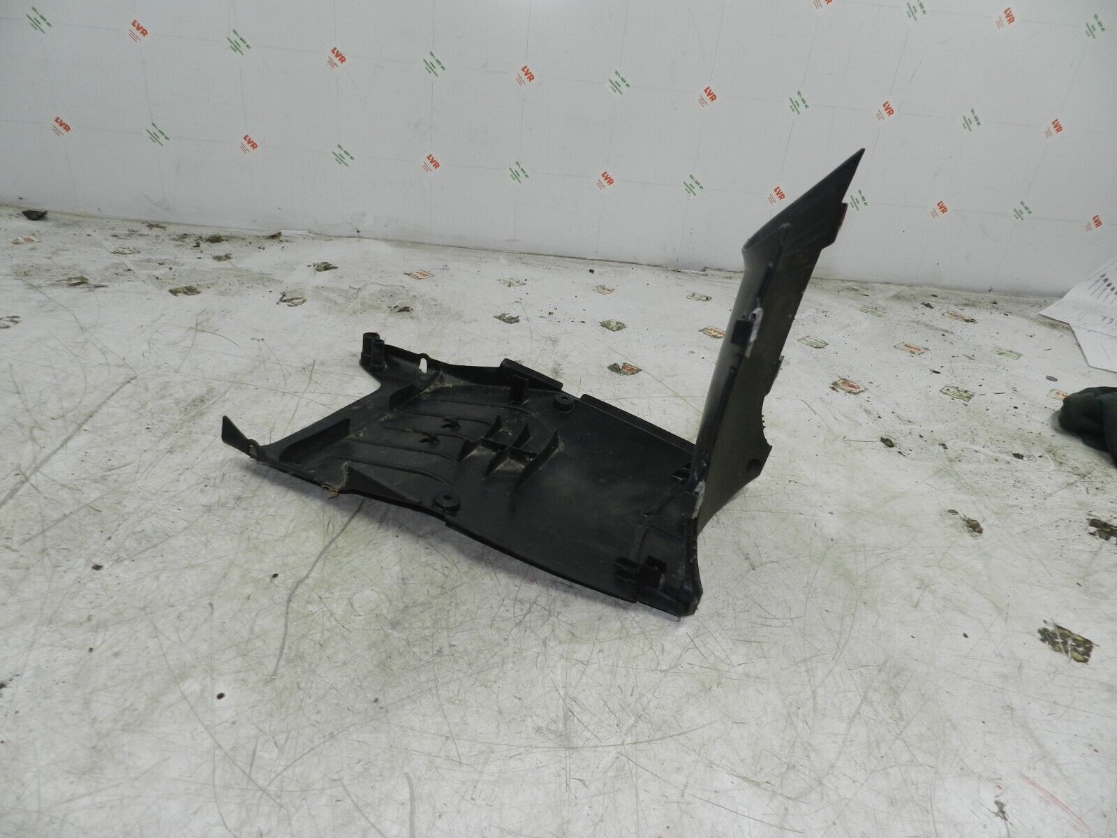 (140) HONDA NSC 110 E-E MOPED. PLASTIC TRIM COVER - Image 3