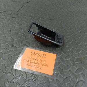 151. 2008 FORD FOCUS MK2 TITANIUM DRIVER SIDE REAR WINDOW SWITCH HANDLE SURROUND