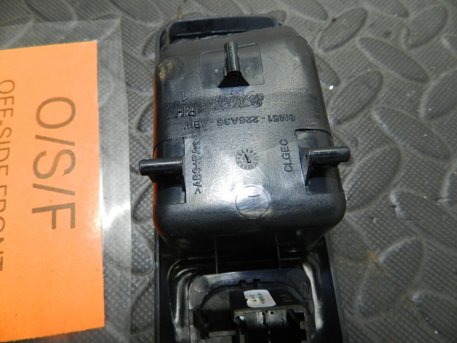 2008 FORD FOCUS MK2 TITANIUM DRIVER SIDE FRONT INTERIOR SENSOR SWITCH HANDLE - Image 3