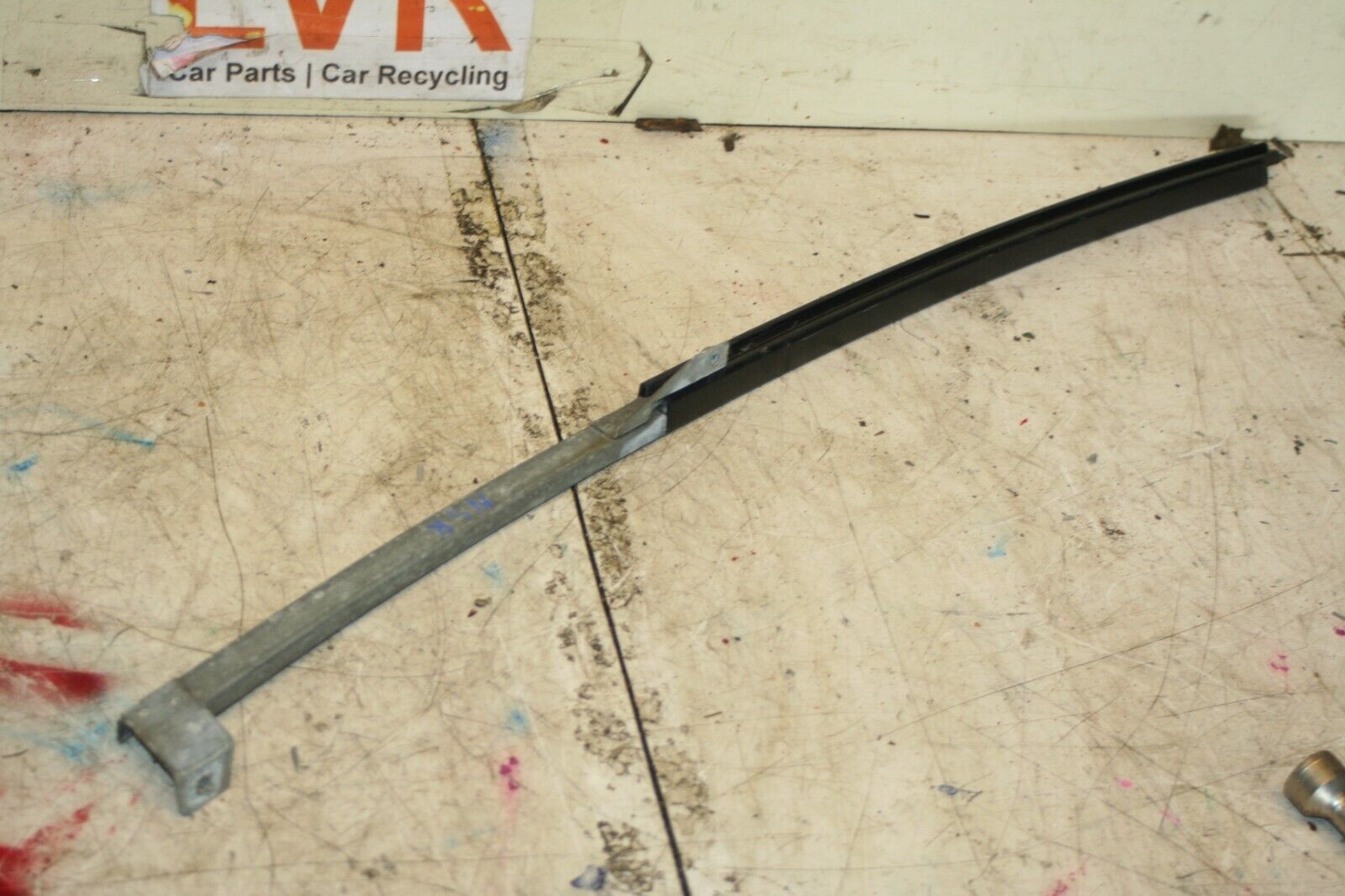 1988 BMW 525 E28. WINDOW DOOR GLASS GUIDE NEAR SIDE REAR