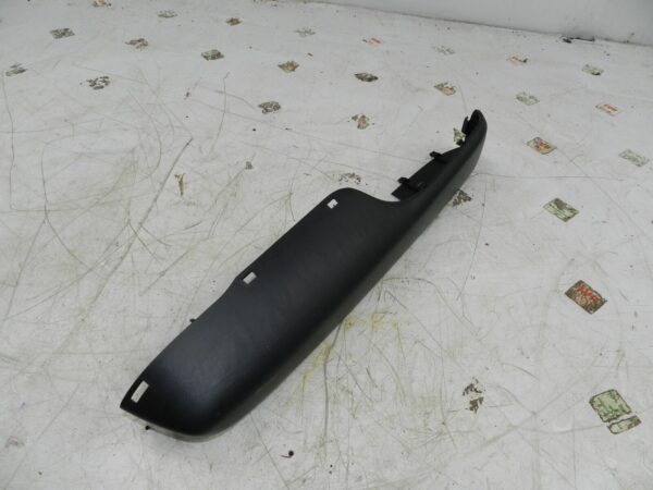 (129) 2005 HONDA JAZZ. PASSENGER SIDE FRONT DOOR HANDLE TRIM