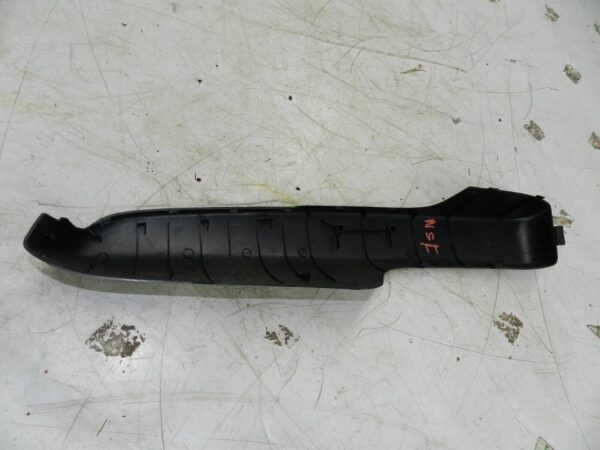(129) 2005 HONDA JAZZ. PASSENGER SIDE FRONT DOOR HANDLE TRIM - Image 2