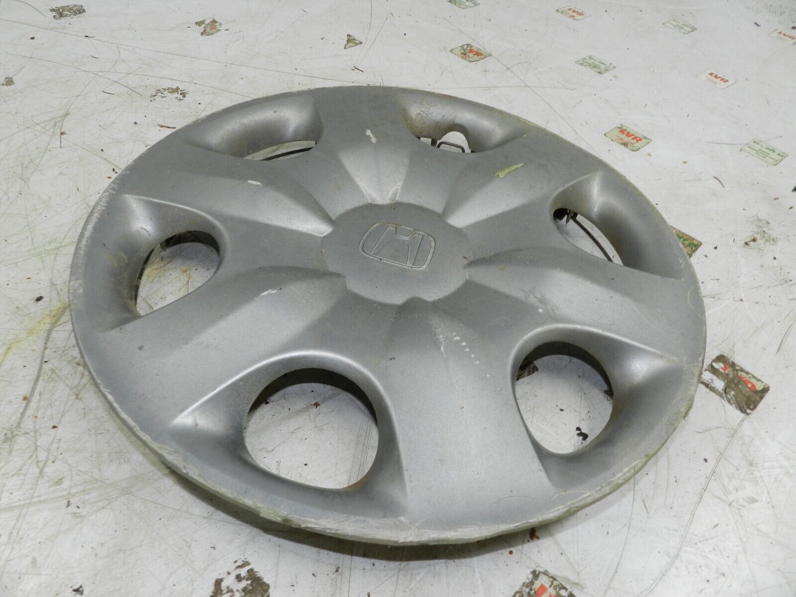 (129) 2005 HONDA JAZZ. STEEL WHEEL HUB CAP COVER TRIM
