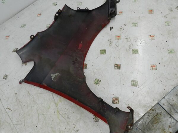 (129) 2005 HONDA JAZZ. PASSENGER SIDE WING IN RED - Image 2