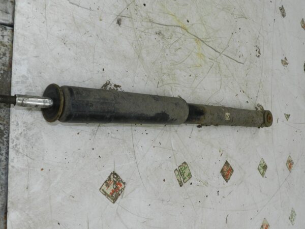(129) 2005 HONDA JAZZ. REAR SHOCK ABSORBER