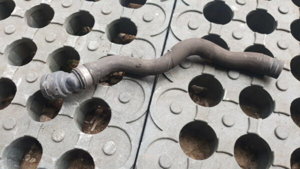 Vauxhall Adam / Corsa 2013 1.4 Petrol 87BHP Heater Matrix Pipe O/S 13355362