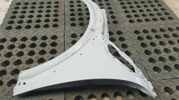 Mini Countryman 2014 1.6 Front Left Side Wing N/S White 2641P13H13 - Image 2