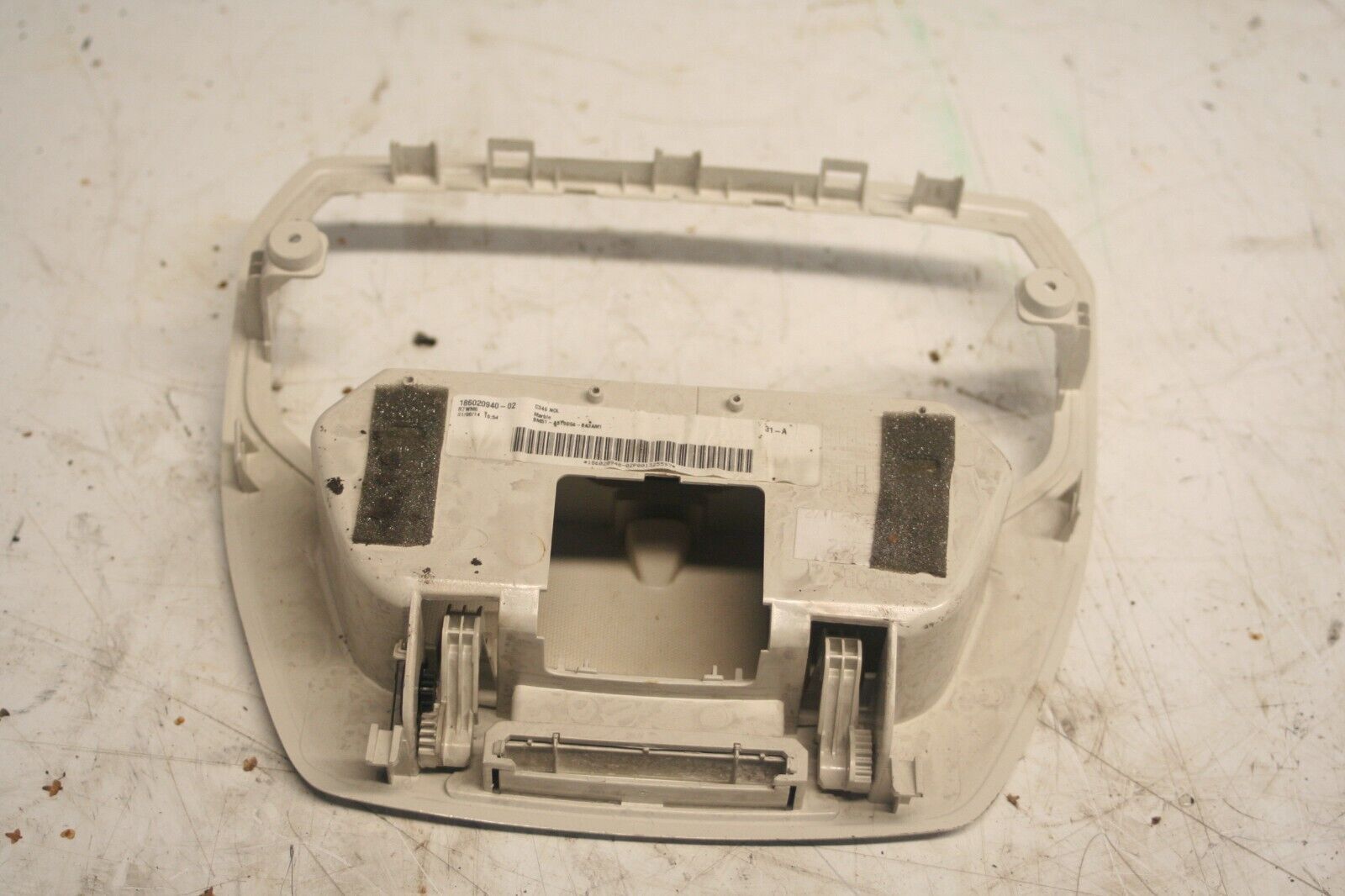 2014 FORD FOCUS MK3. SUN VISOR STORAGE ROOF PANEL - Image 2