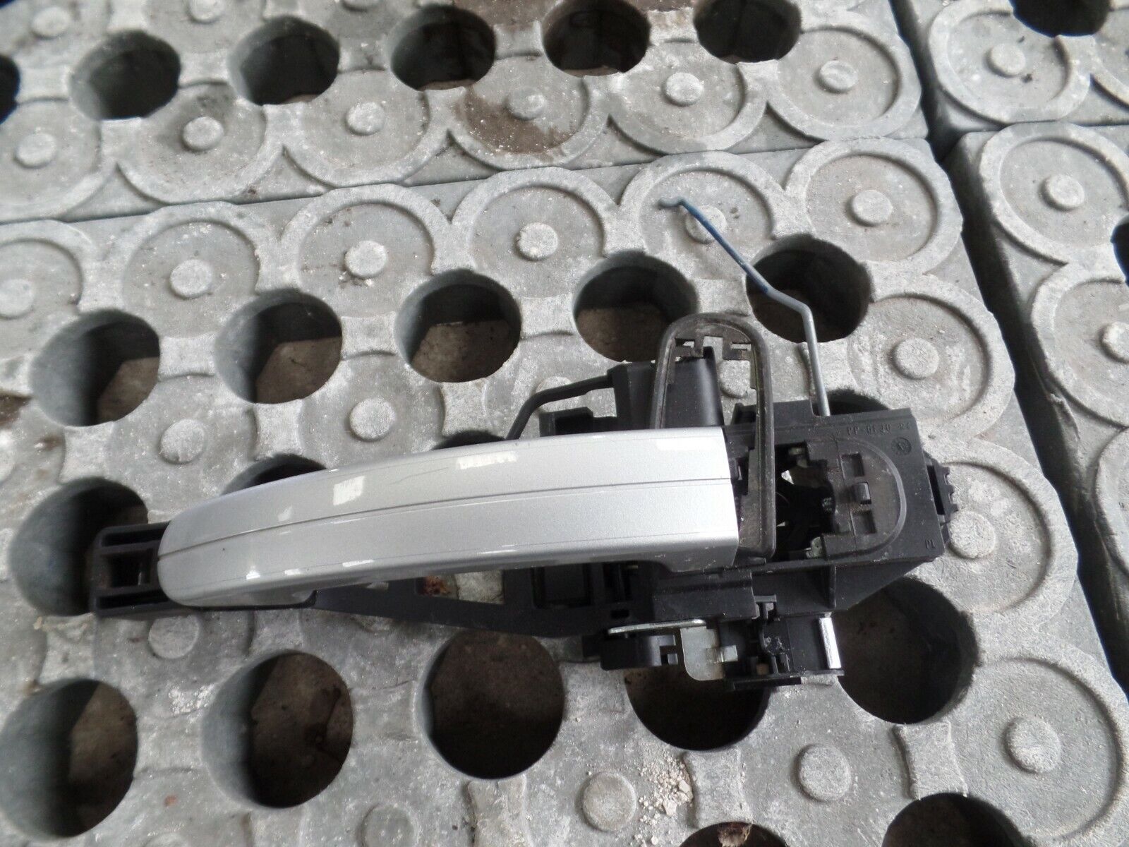 2013 Ford Focus Drivers Front O/S/F Door Handle Moondust Silver