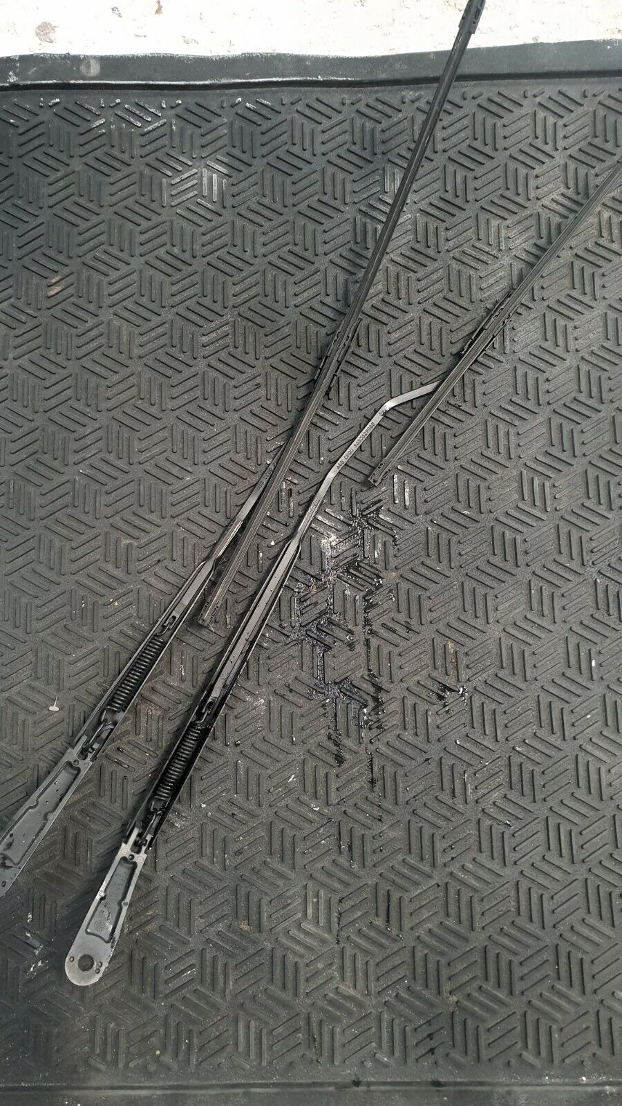 Citroen DS3 2015/16 1.2T Wiper Arms (Pair)