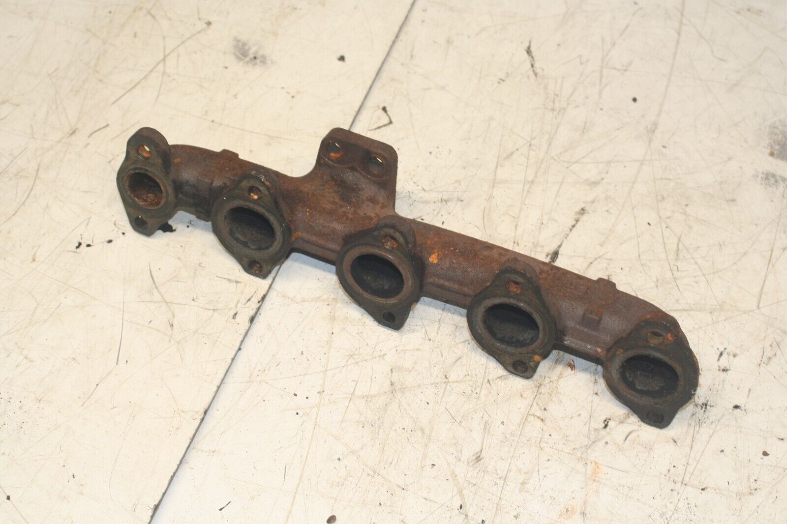 2014 FORD FOCUS MK3. EXHAUST MANIFOLD