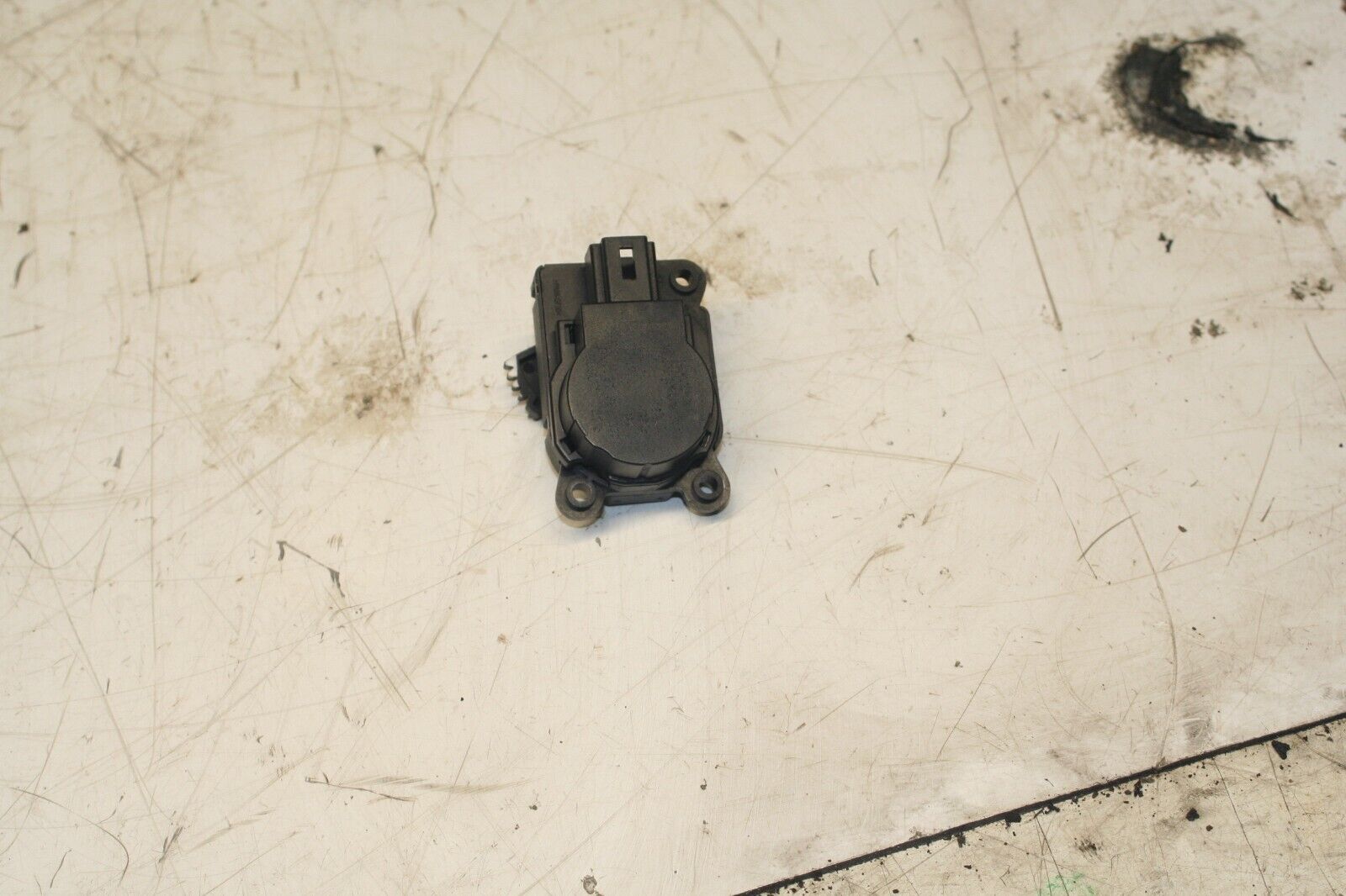 2014 FORD FOCUS MK3. HEATER BLOWER FLAP ACTUATOR