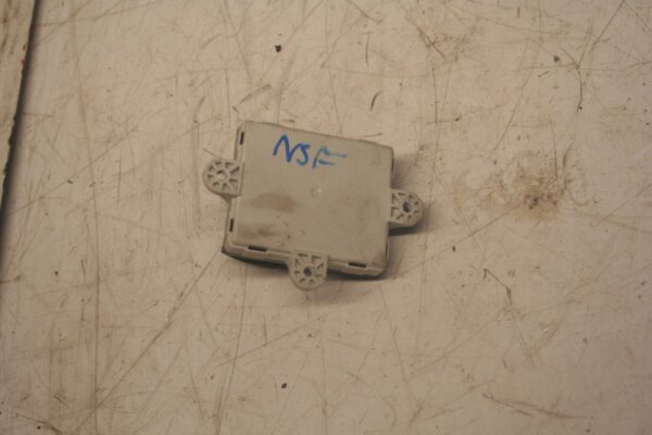 2014 FORD FOCUS MK3. PASSENGER SIDE FRONT DOOR ECU - Image 3
