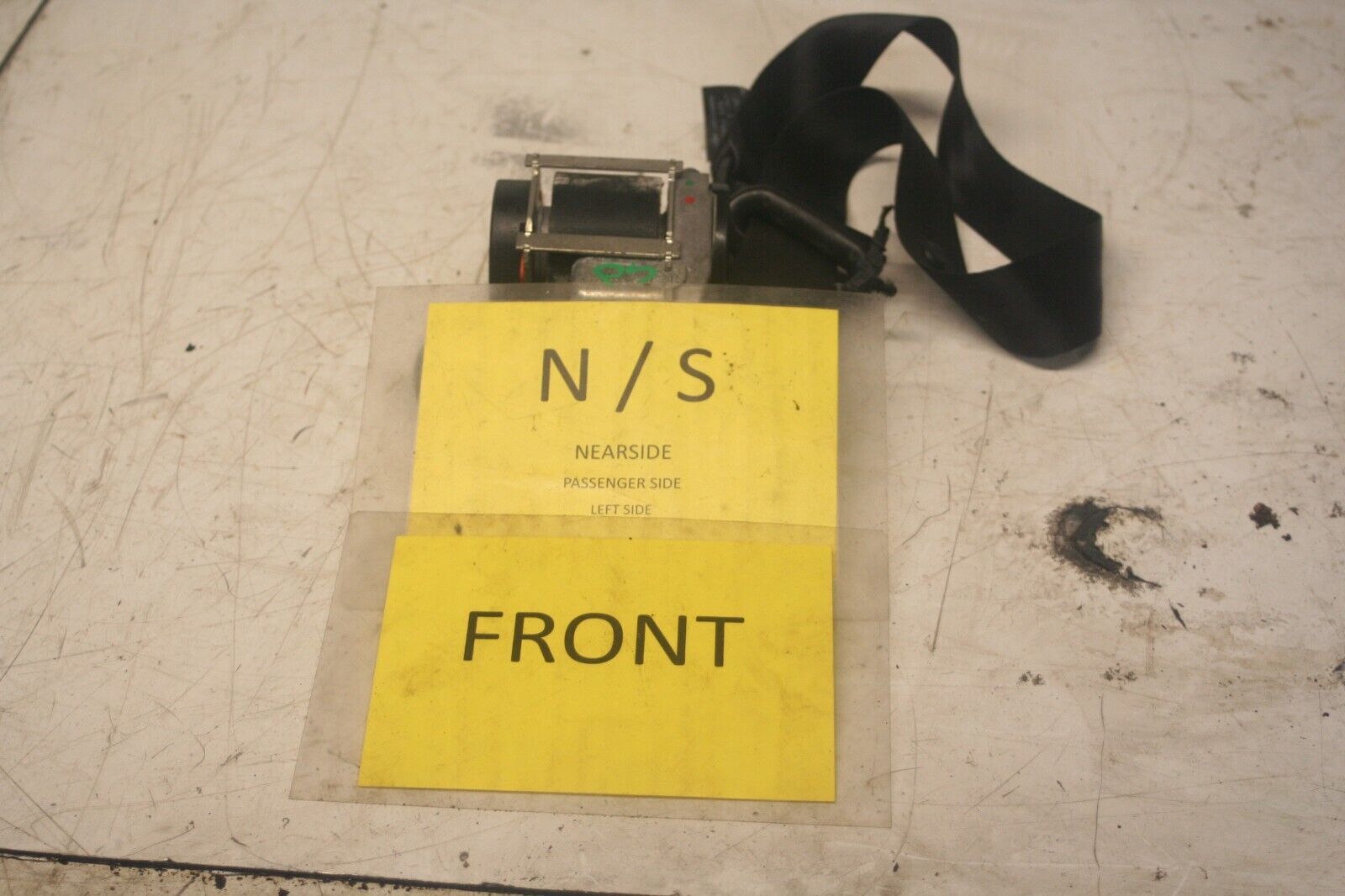 2014 FORD FOCUS MK3. PASSENGER SIDE FRONT  SEAT BELT