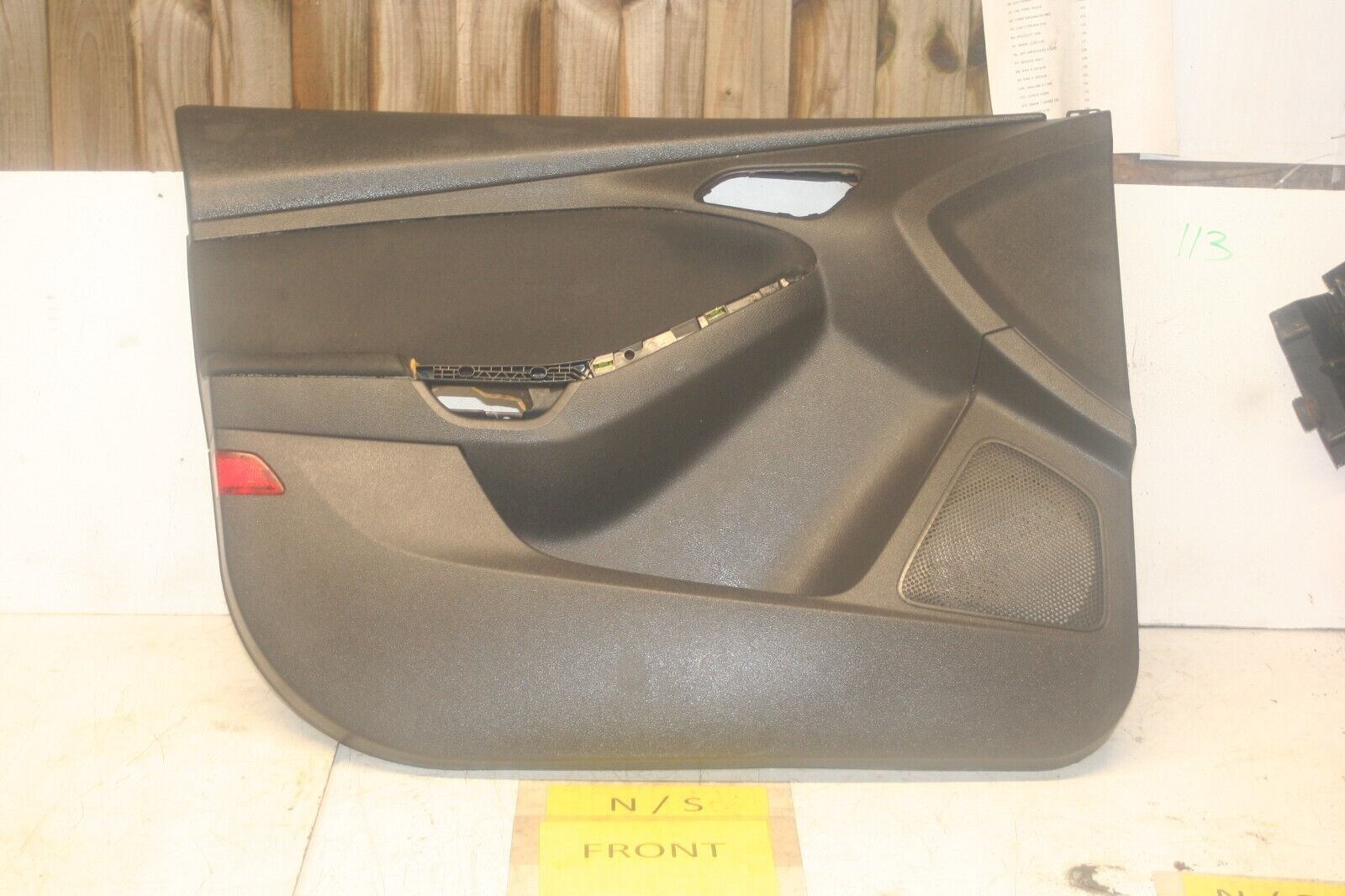 2014 FORD FOCUS MK3. PASSENGER SIDE FRONT DOOR CARD - Image 2