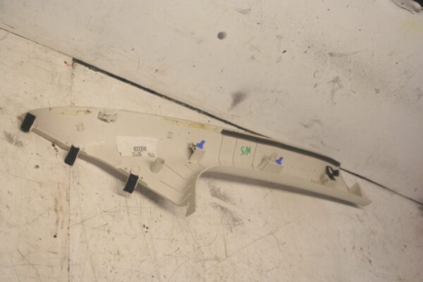 2014 FORD FOCUS MK3. PASSENGER SIDE A PILLAR TRIM - Image 3
