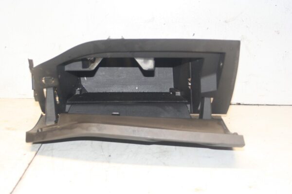 2014 FORD FOCUS MK3. GLOVE BOX - Image 2