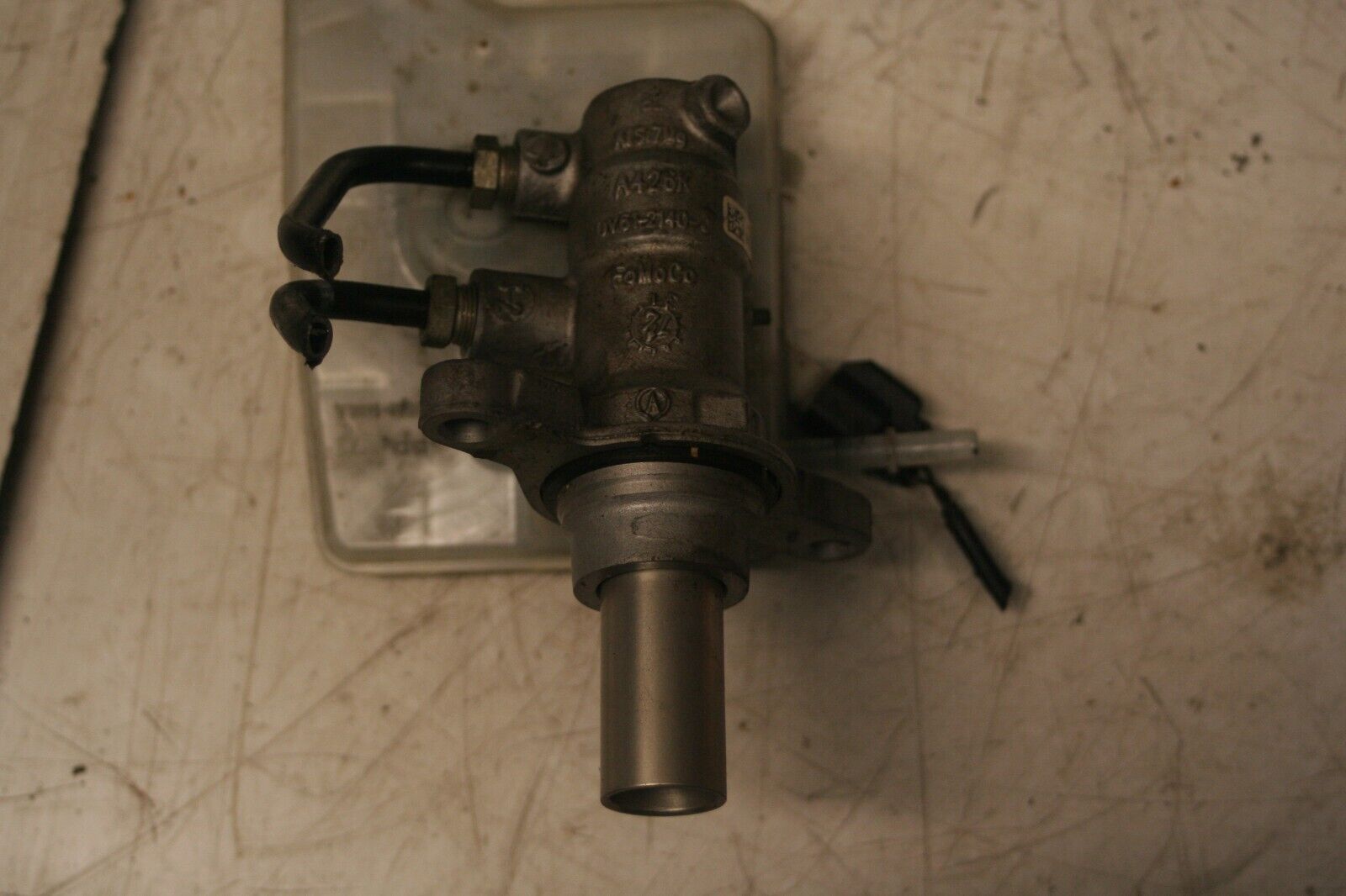 2014 FORD FOCUS MK3. BRAKE MASTER CYLINDER - Image 3