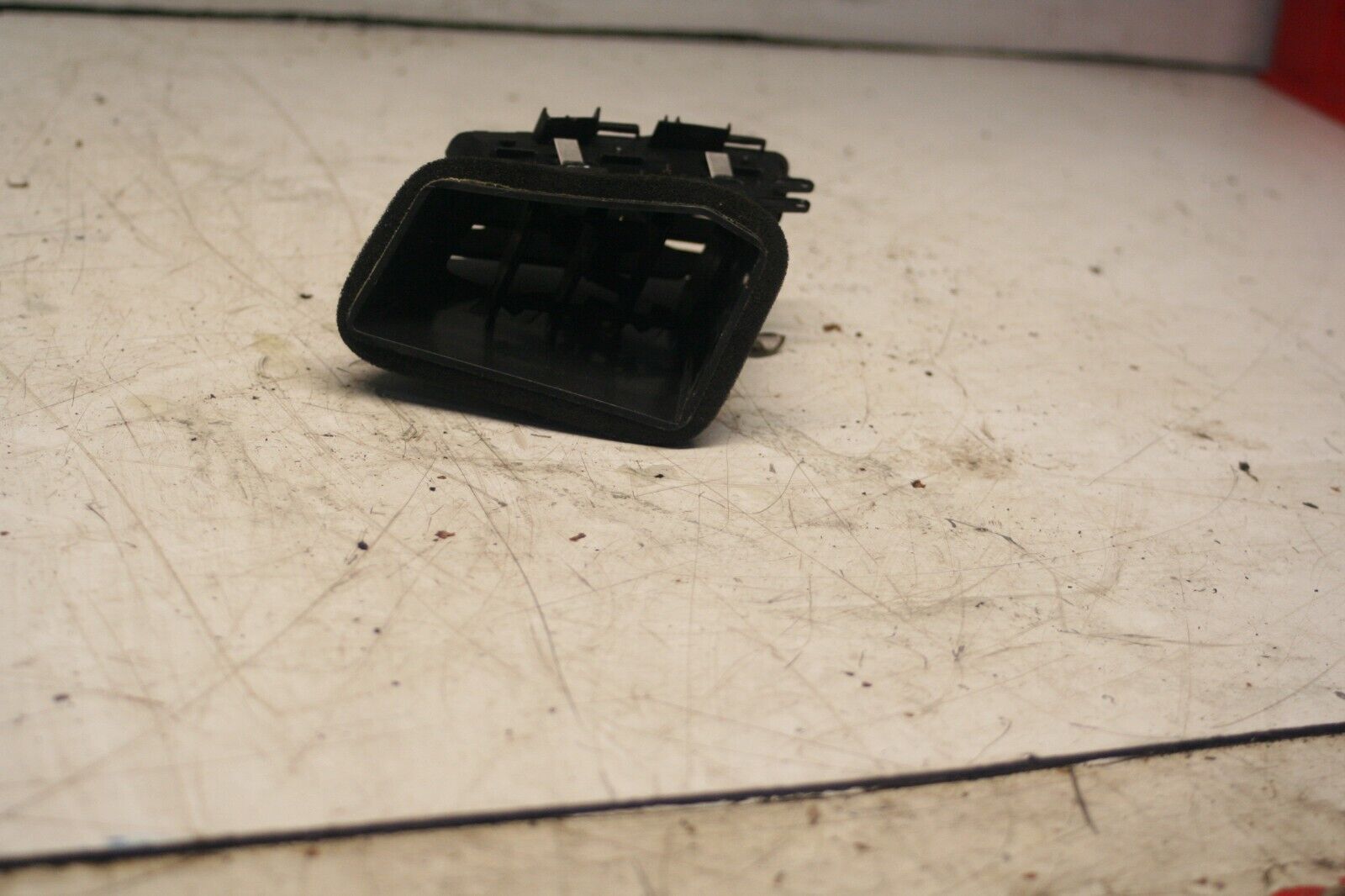 2014 FORD FOCUS MK3. AIR VENT BLOWER VENT - Image 2