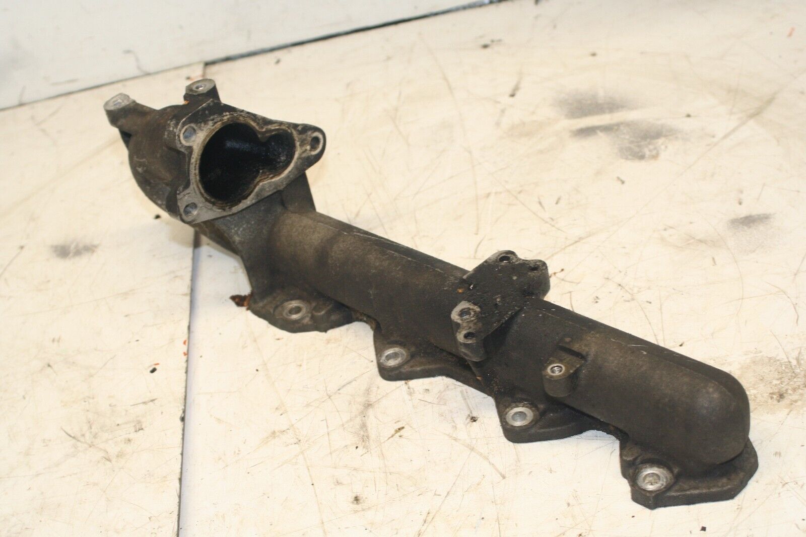 VAUXHALL VIVARO / RENAULT TRAFFIC. INTAKE AIR MANIFOLD - Image 2
