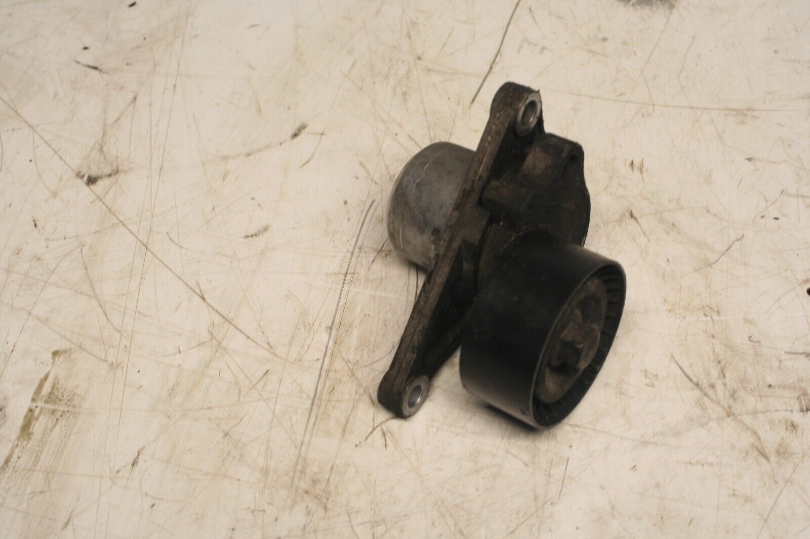 VAUXHALL VIVARO / RENAULT TRAFFIC. BELT IDLE TENSION