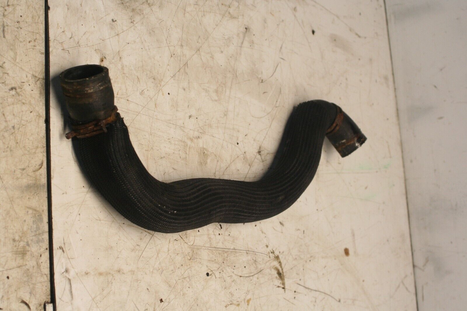 VAUXHALL VIVARO / RENAULT TRAFFIC. COOLANT PIPE - Image 2