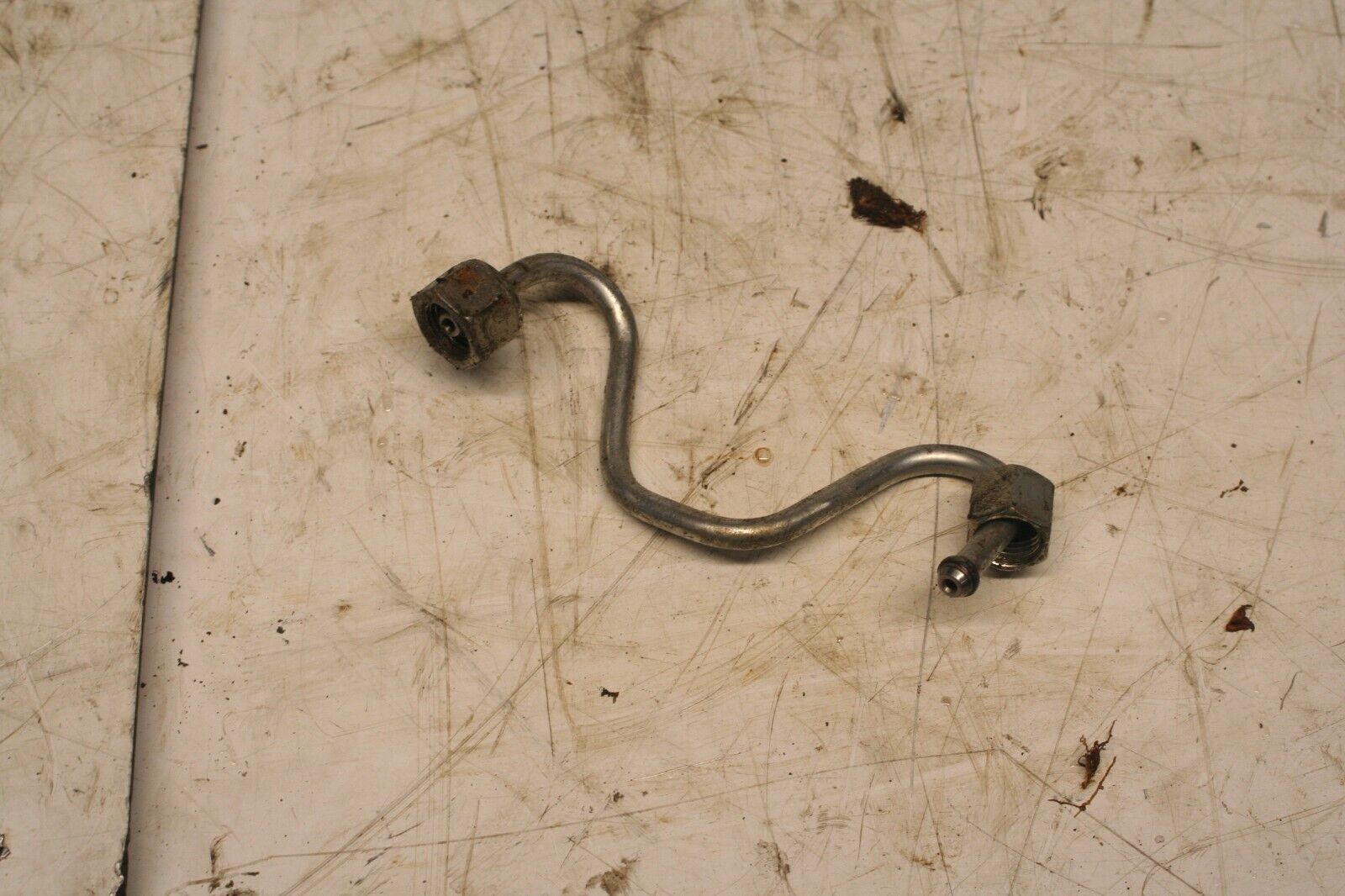 VAUXHALL VIVARO / RENAULT TRAFFIC. DIESEL FUEL INJECTOR PIPE - Image 2