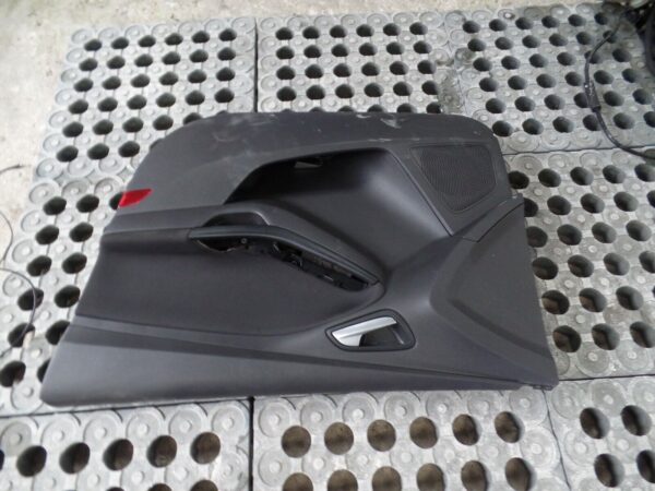 2013 Ford Focus 1.0 Petrol Ecoboost Drivers Front O/S/F Door Card - Image 2