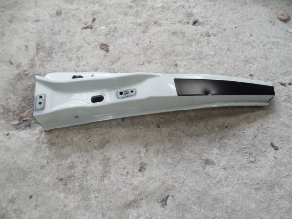 Nissan Note N-Tec 2015 N/S/F Door Shut Column / Panel - Image 2