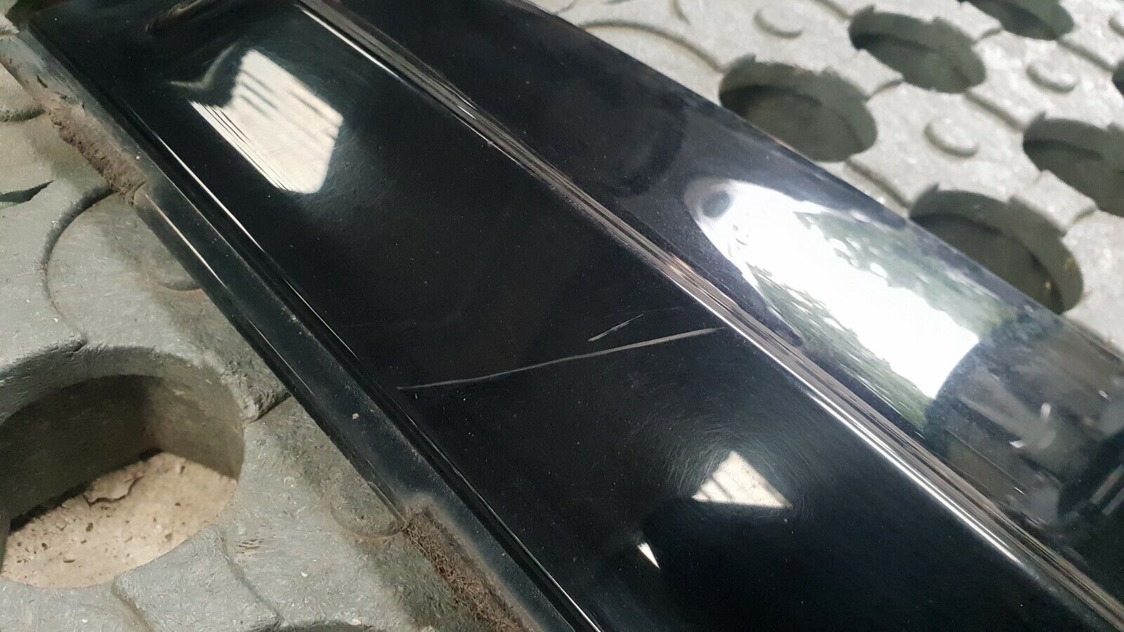 Mini Countryman 2014 1.6 Rear Left N/S Passenger Side D Post Cover Trim 9801547 - Image 2