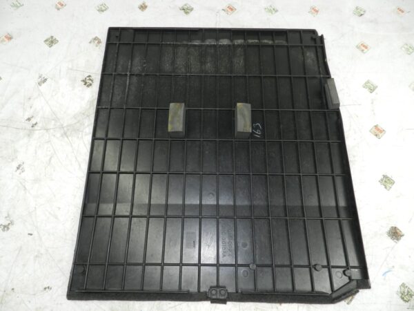 134. 1997-2002 JAGUAR XJ8. REAR TRUNK BOOT FLOOR CARPET GNC3618AA - Image 2