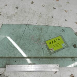134. 1997-2002 JAGUAR XJ8. PASSENGER SIDE REAR WINDOW GLASS