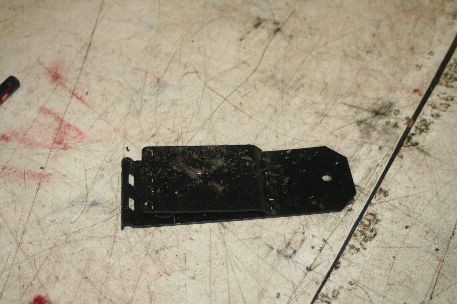 2006 MERCEDES BENZ C CLASS W203. EMERGENCY WHEEL CHOCK