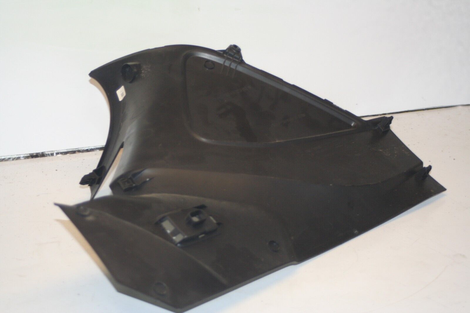 2016 FORD KUGA MK2. CV44-5046B26-BAW CENTRE CONSOLE FOOTWELL TRIM - Image 2