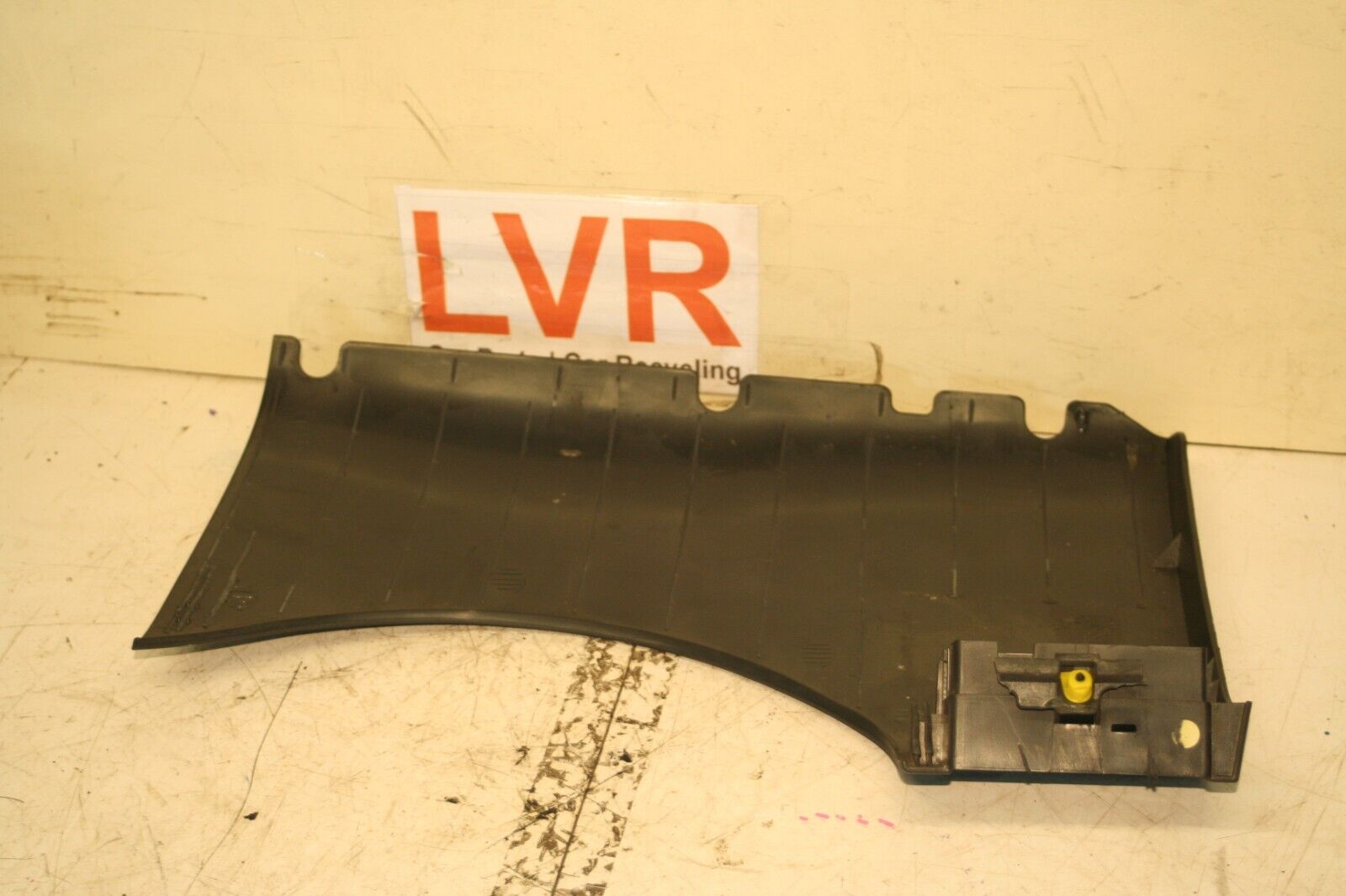 2008 VAUXHALL VECTRA C, 2.2 PETROL. DASHBOARD LOWER STEERING TRIM - Image 2