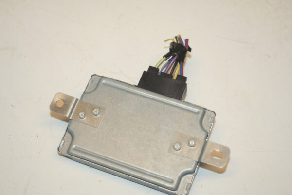 2016 FORD KUGA MK2. DT1T-14B526-BA VOLTAGE STABILISATION MODULE ECU - Image 2